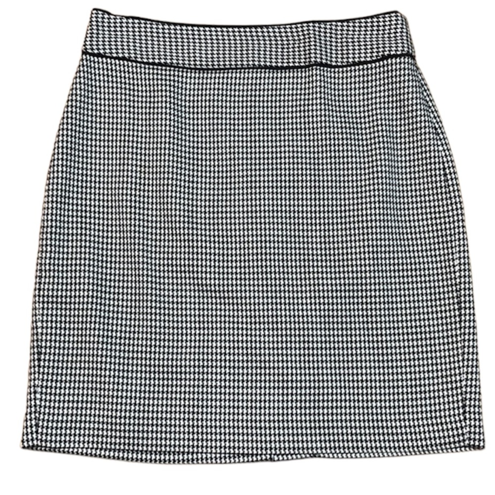 Banana Republic Houndstooth Black and Cream Pencil Skirt size:6P